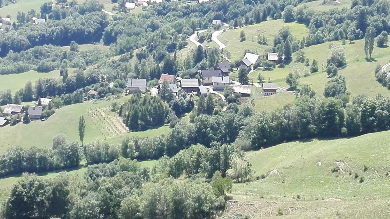 Bel Appartement Au Rez De Chaussee D'Un Chalet Jarrier Kültér fotó